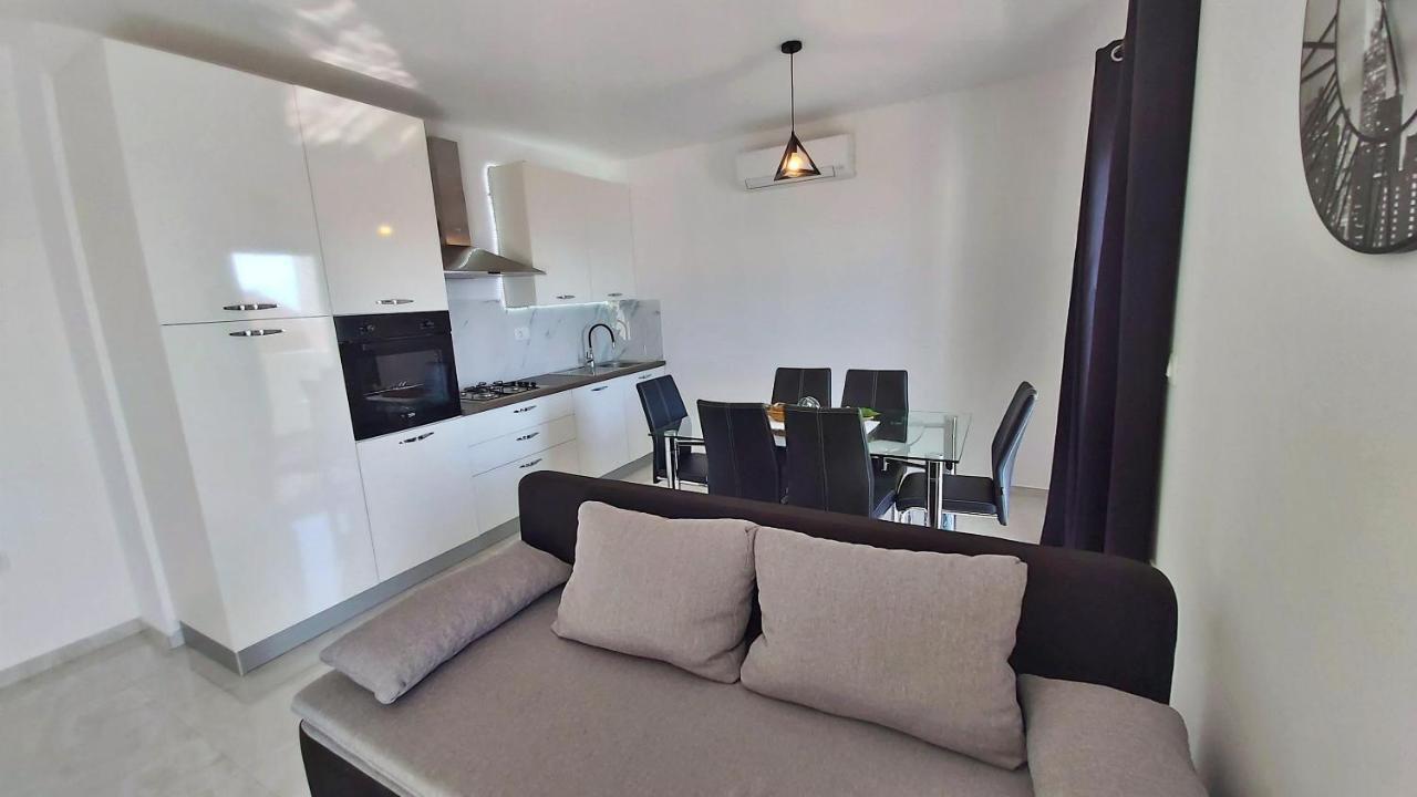 Apartments Zorica Duće Buitenkant foto