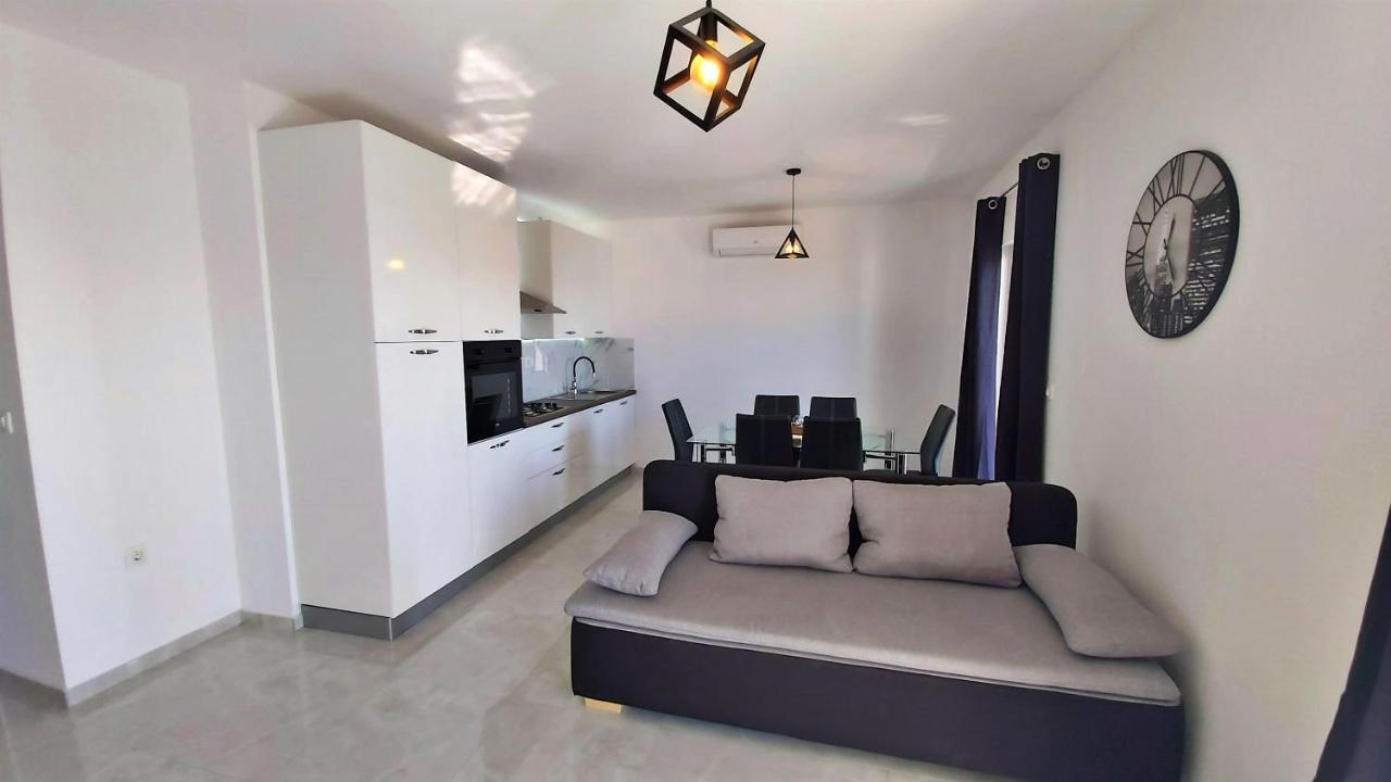Apartments Zorica Duće Buitenkant foto
